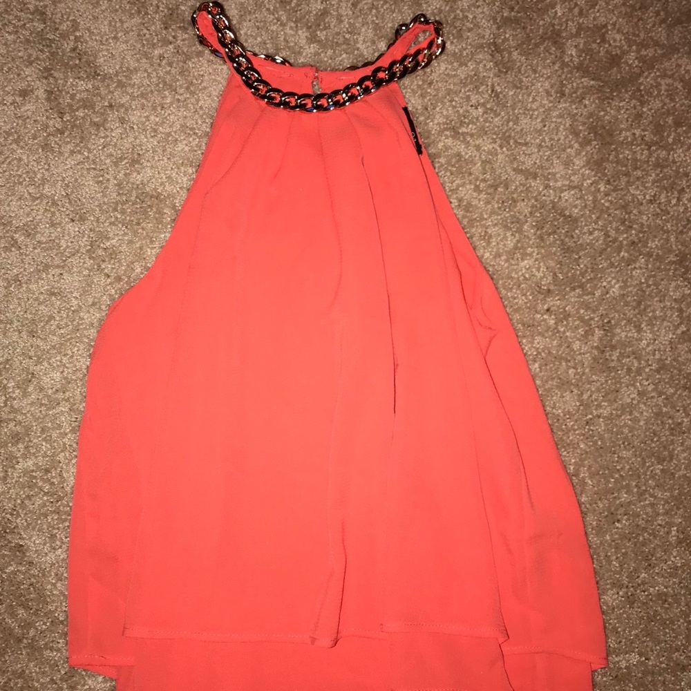 Rue 21 tank